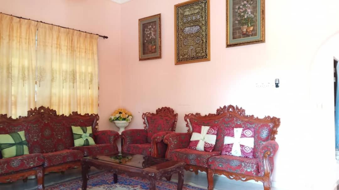 Homestay Zahra Sri Bayu Cherang Ruku Bagian luar foto